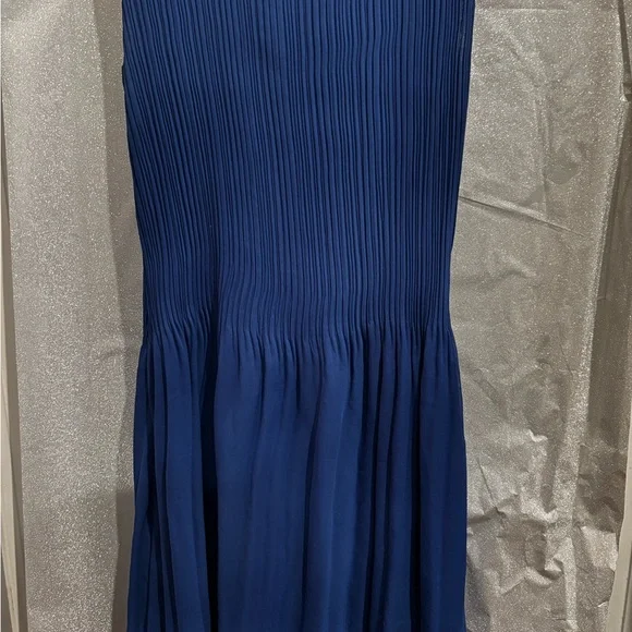 Casual Blue Ribbed Pleated Midi Sundress - Picture 3 of 5
